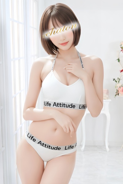 観月ここさんの写真